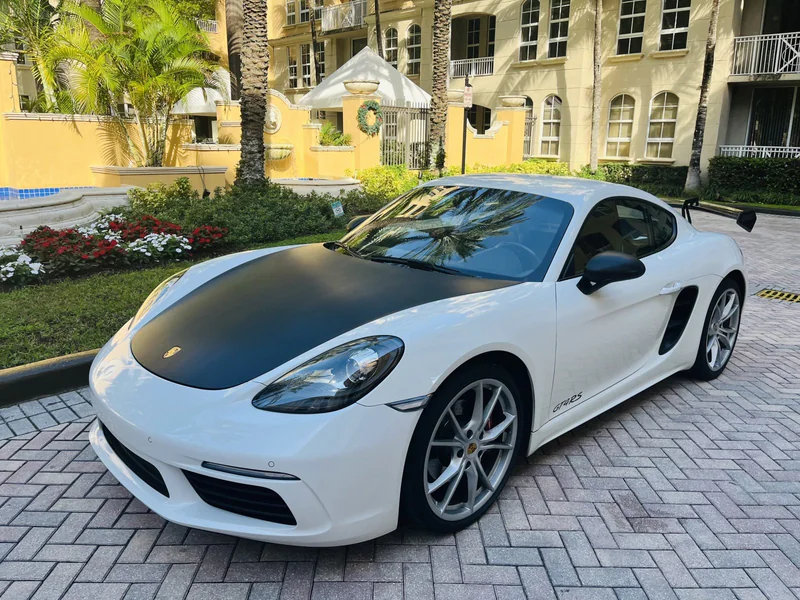 2019 Porsche 718