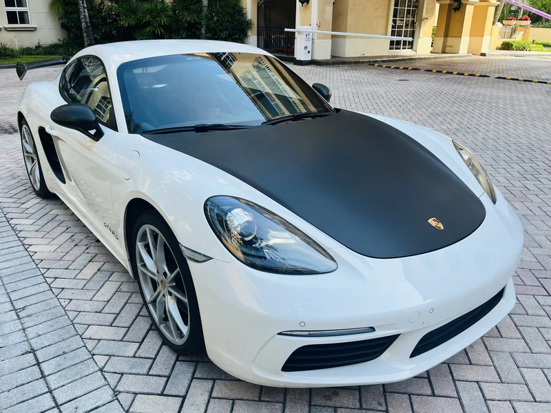 2019 Porsche 718