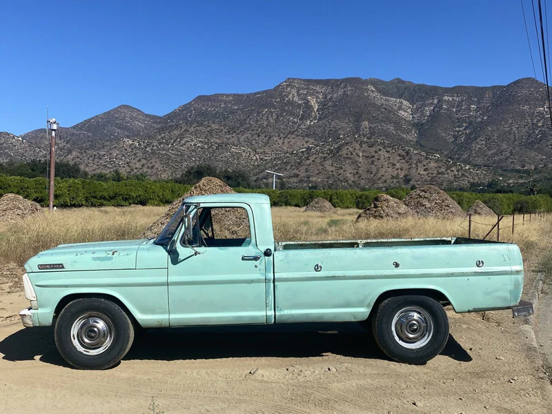 1967 Ford F-250 3/4 Ton 2