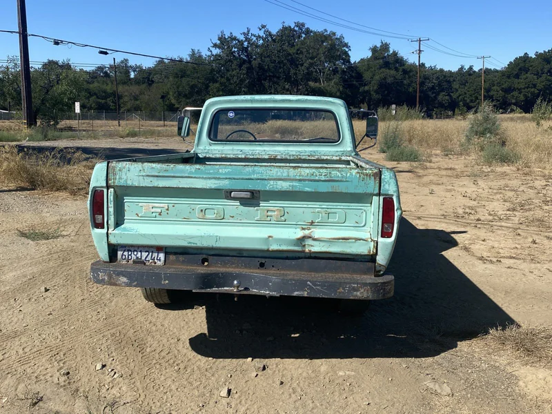 1967 Ford F-250 3/4 Ton 4