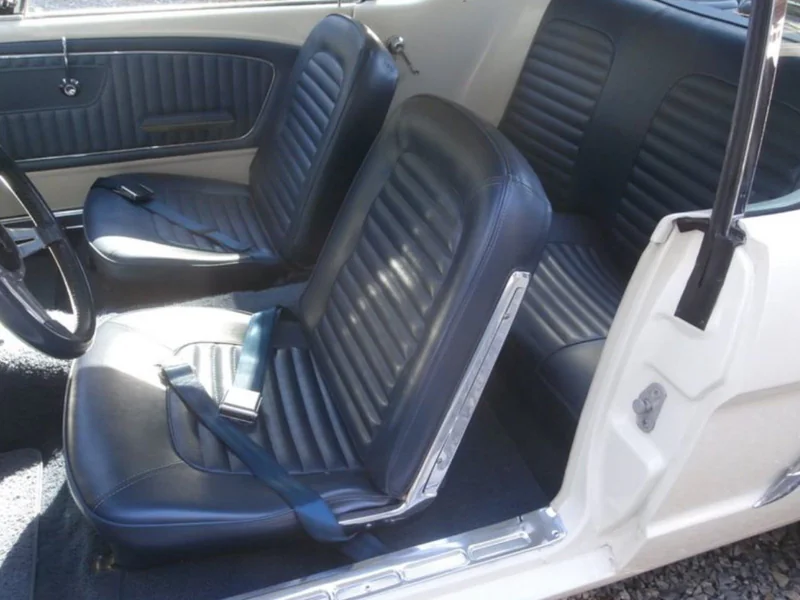 1965 Ford Mustang Base 2