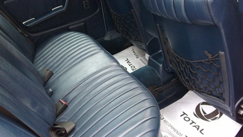 1985 Mercedes-Benz 300D Turbo Sedan 19
