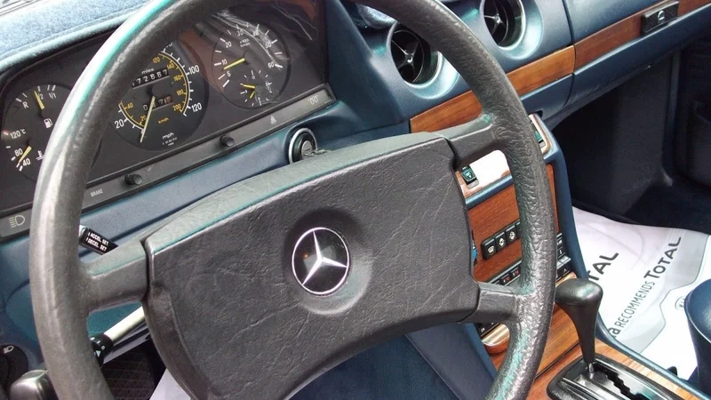 1985 Mercedes-Benz 300D Turbo Sedan 20