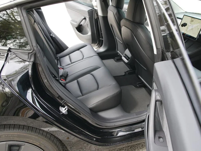 2022 Tesla Model 3 6