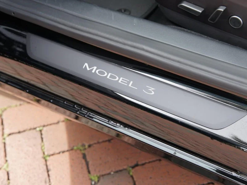 2022 Tesla Model 3 7