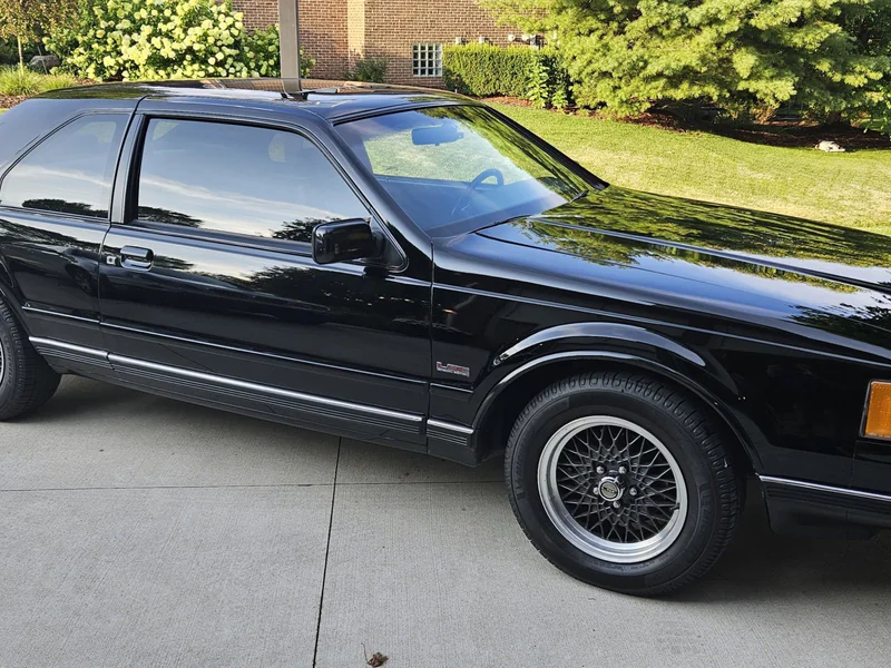 1991 Lincoln Mark VII
