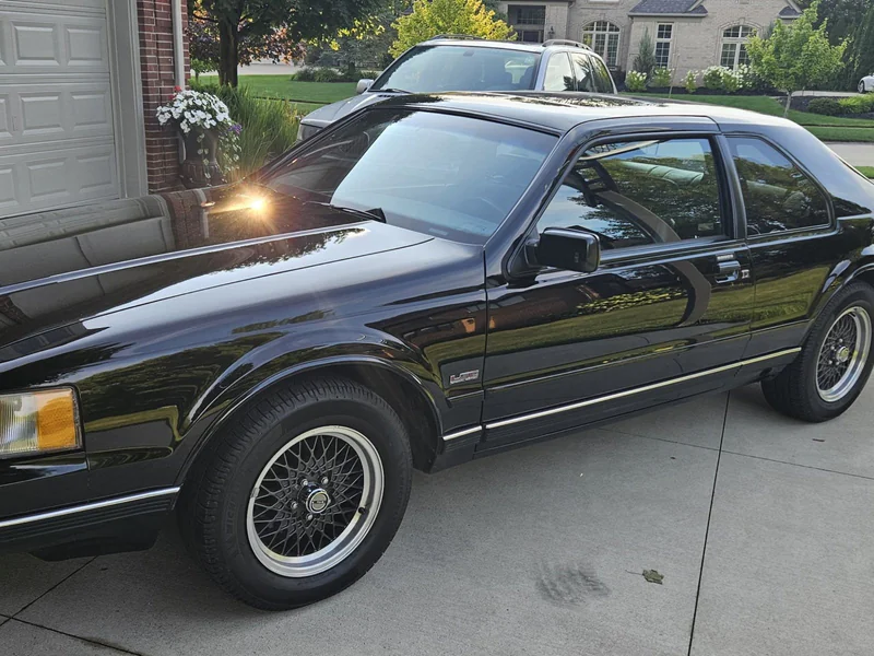 1991 Lincoln Mark VII