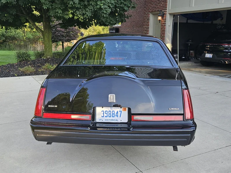 1991 Lincoln Mark VII