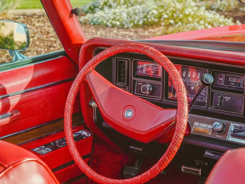 1970 Buick Electra Base 2