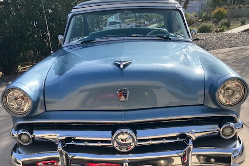 1954 Ford Crestline Skyliner