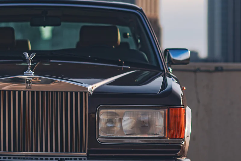 1989 Rolls-Royce Silver Spur Base 3