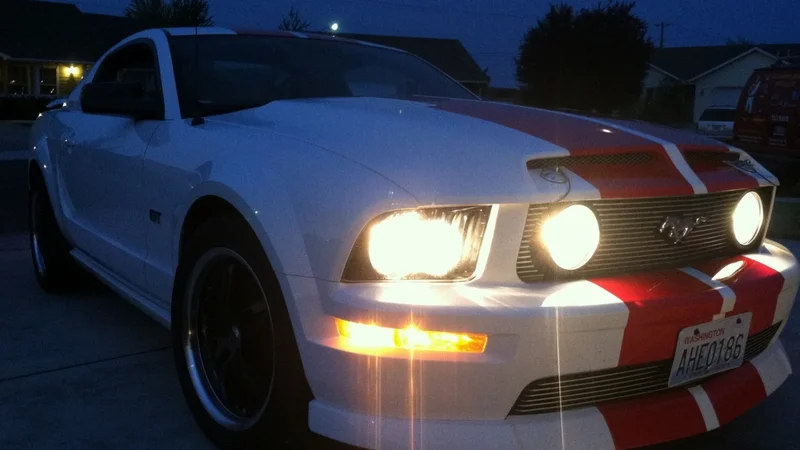 2005 Ford Mustang 2