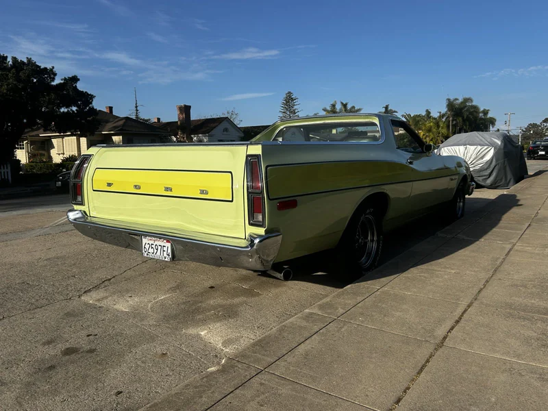 1976 Ford Ranchero 500 GT 2