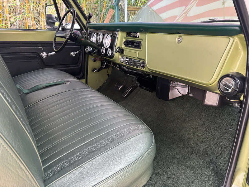 1972 Chevrolet C10 1/2 Ton 7