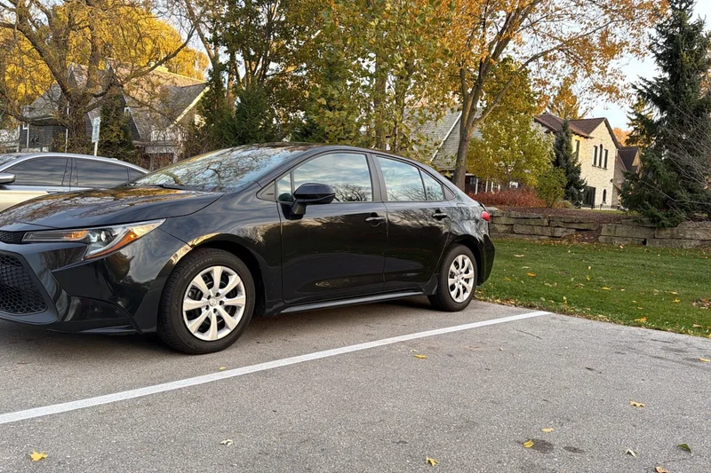 2022 Toyota Corolla LE 12