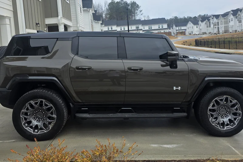 2024 GMC Hummer EV SUV in Union City 3