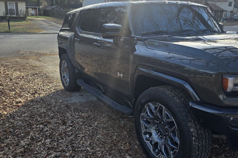2024 GMC Hummer EV SUV in Union City 13