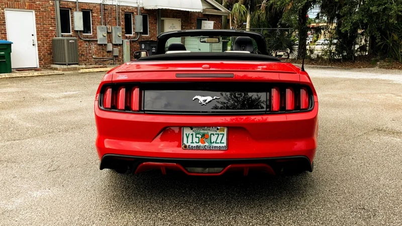 2017 Ford Mustang 5