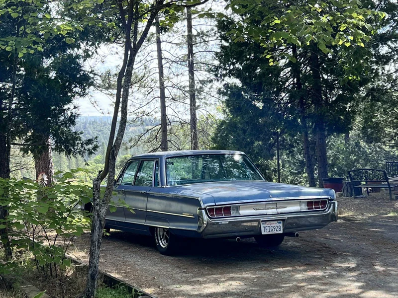 1965 Chrysler New Yorker Base 3