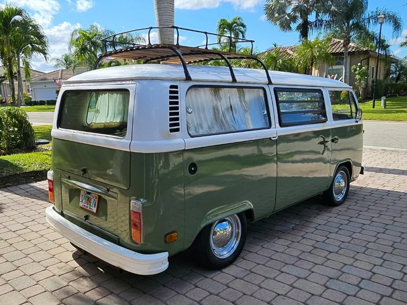1970 Volkswagen Transporter