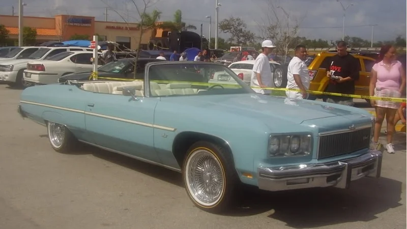1975 Chevrolet Caprice Classic Convertible 2
