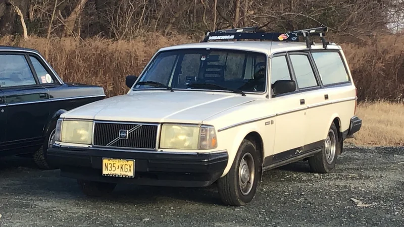 1988 Volvo 245 2