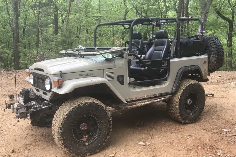 1977 Toyota Landcruiser FJ40 3