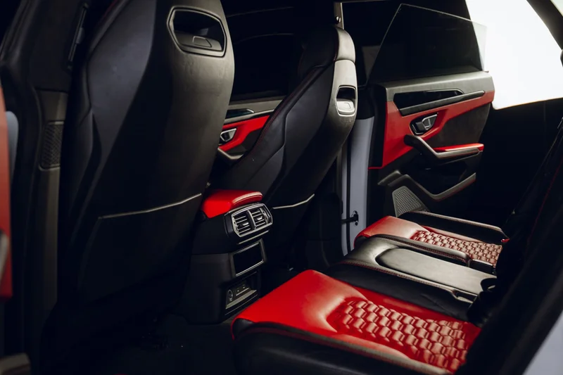 2021 Lamborghini Urus 3