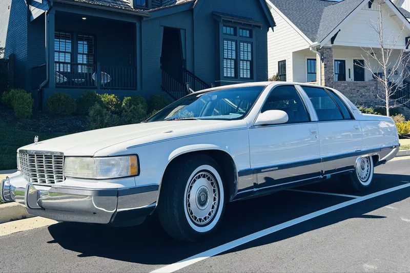1996 Cadillac Fleetwood Brougham 3