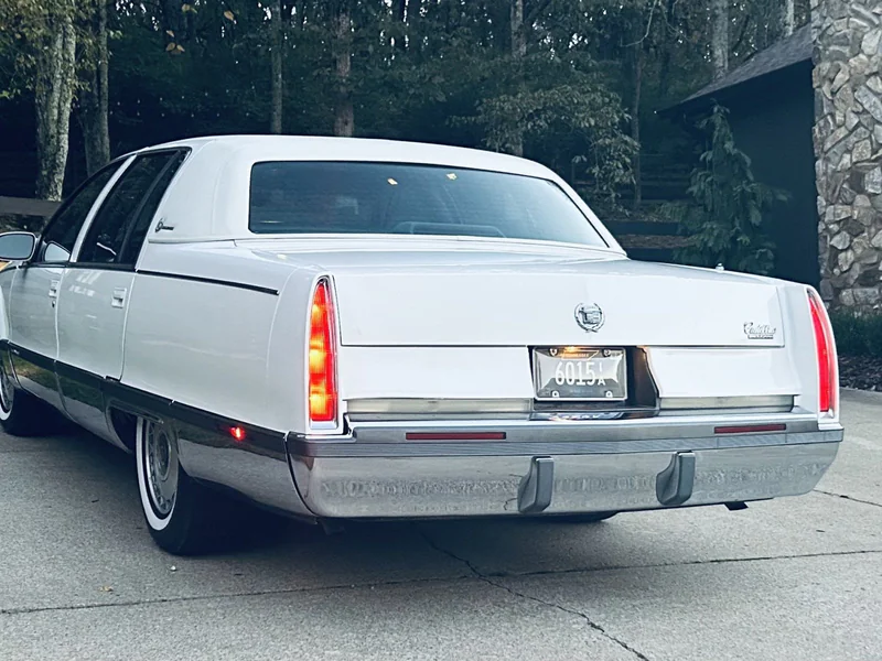 1996 Cadillac Fleetwood Brougham 6