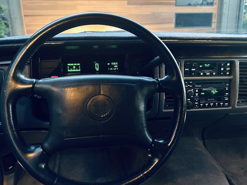1996 Cadillac Fleetwood Brougham 10