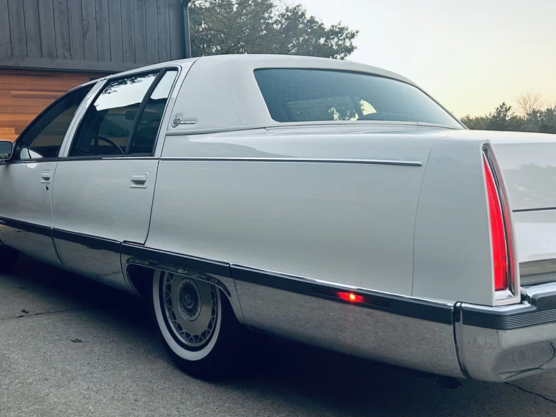 1996 Cadillac Fleetwood Brougham 13