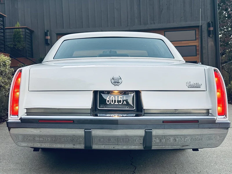 1996 Cadillac Fleetwood Brougham 16