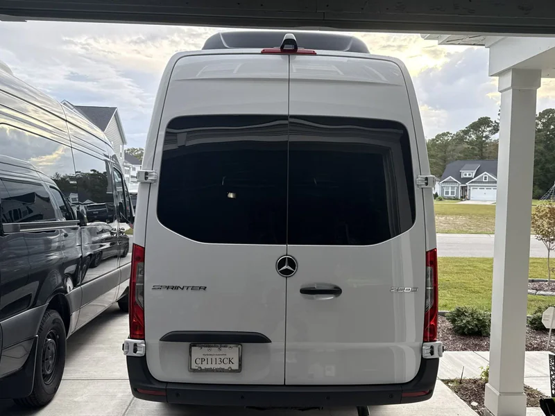 2025 Mercedes-Benz Sprinter Passenger 8