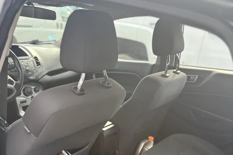 2016 Ford Fiesta S 3
