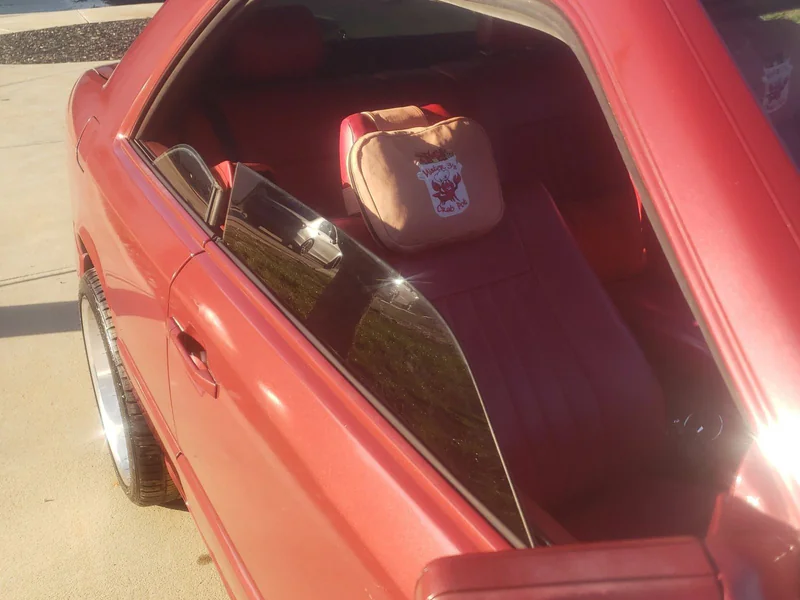 1988 Mercedes-Benz 300ce Base 6