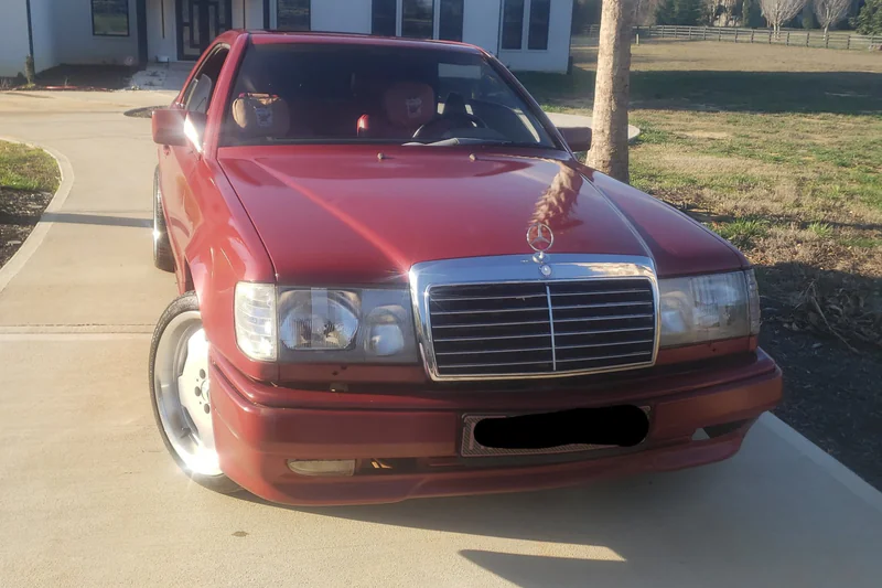 1988 Mercedes-Benz 300ce Base 4