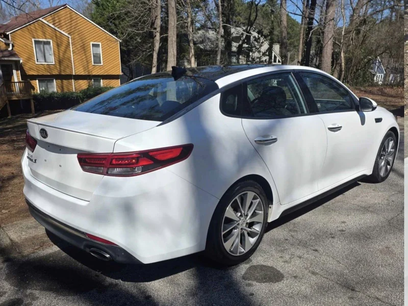 2018 Kia Optima 3