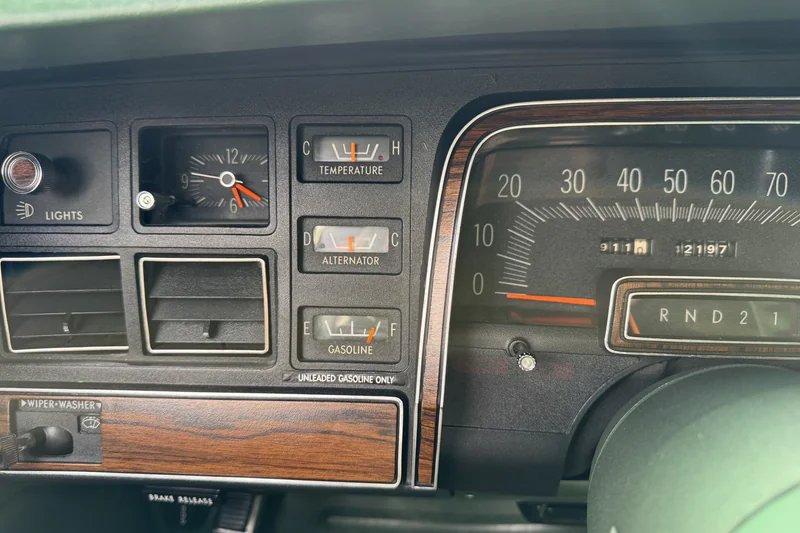 1976 Chrysler Newport Custom Custom 7