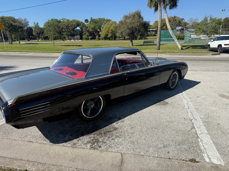 1961 Ford Thunderbird