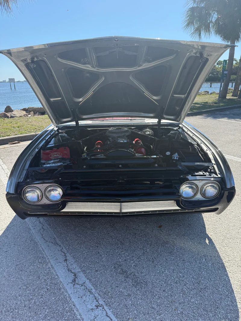 1961 Ford Thunderbird