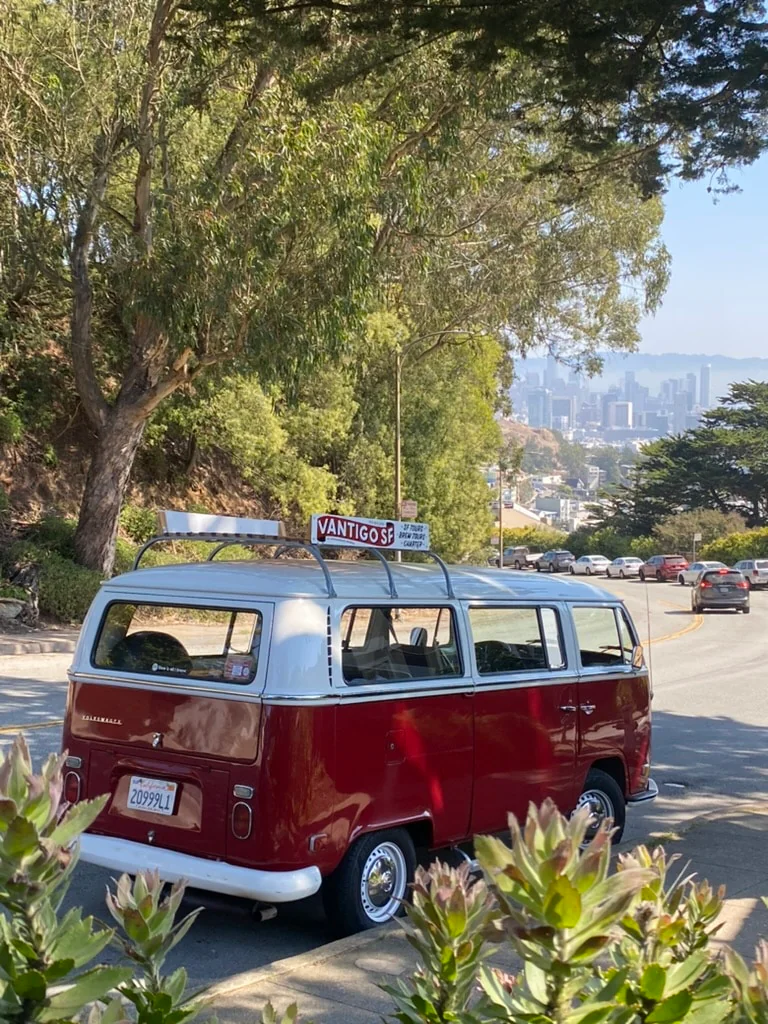 1971 Volkswagen Transporter (Van) Base 2