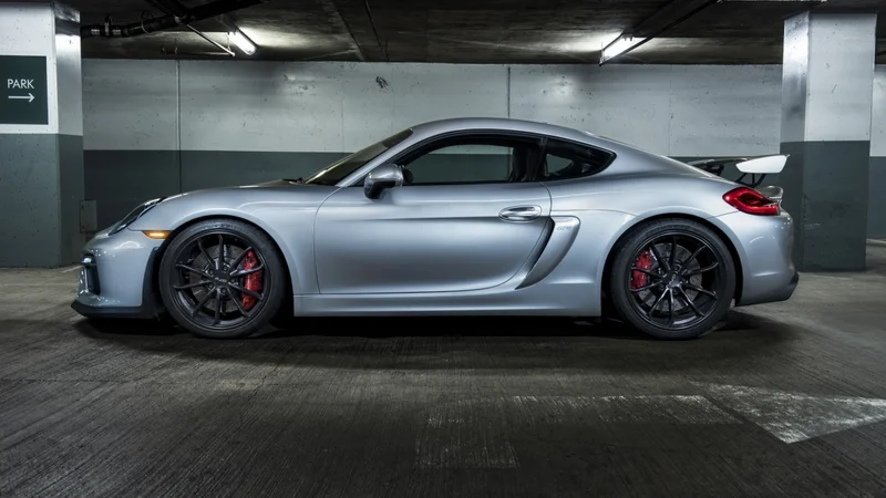 2014 Porsche Cayman GT4