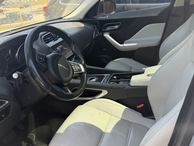 2020 Jaguar F-Pace Prestige 4
