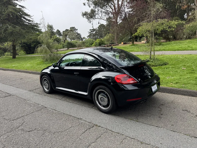 2015 Volkswagen Beetle Base 4