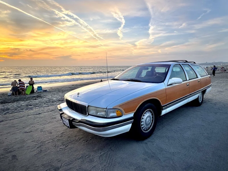 1995 Buick Roadmaster Estate 9