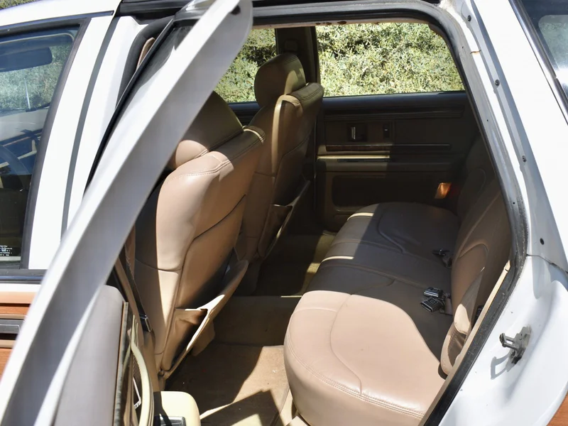 1995 Buick Roadmaster Estate 11