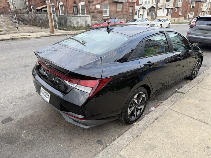 2023 Hyundai Elantra Sel 4