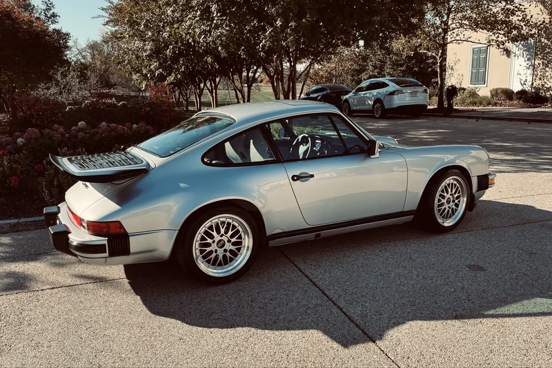 1989 Porsche 911 4