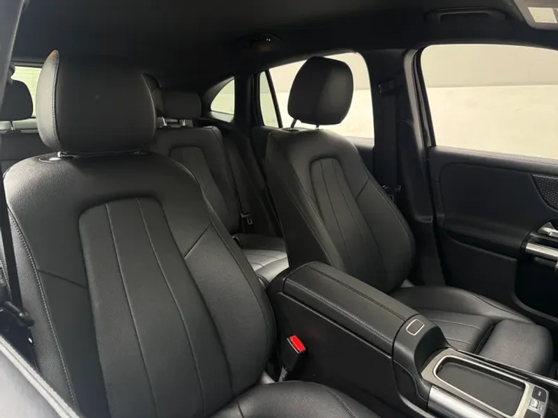 2024 Mercedes-Benz GLA 250 N/A 4